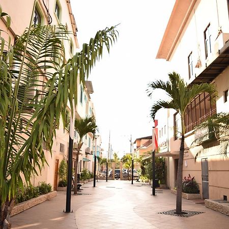 Alojamiento Castelnouvo, Entre Rios, Guayaquil, Ecuador Экстерьер фото
