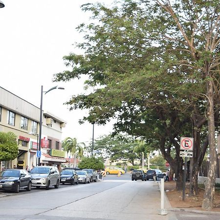 Alojamiento Castelnouvo, Entre Rios, Guayaquil, Ecuador Экстерьер фото